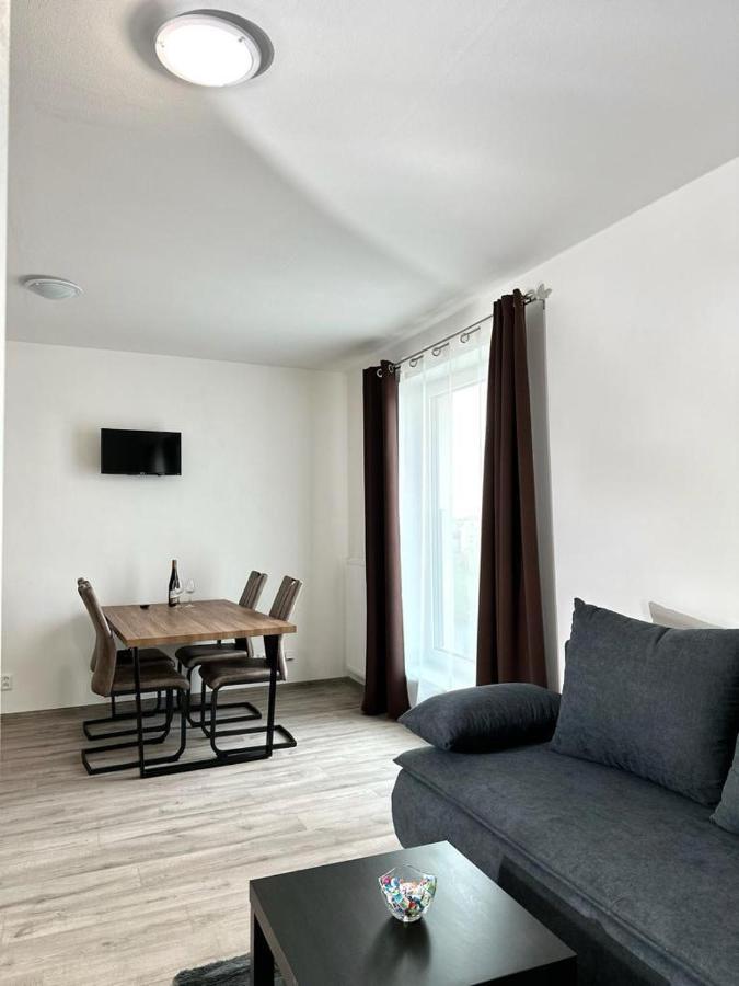 Sky Apartments 509 プルゼニ エクステリア 写真